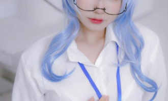 知名coser nyako喵子私房视频，身材性感的鬼灵精怪