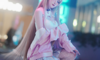 yui金鱼：人气COSER，甜美外貌cos申鹤绝美还原