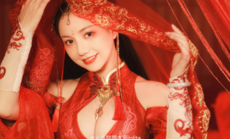 洛丽塔大哥：汉服界的纯欲女神，再次火出圈的杀手人妻Cos引热议